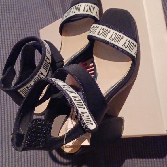 Juicy Couture black  Sandal - Picture 4 of 7